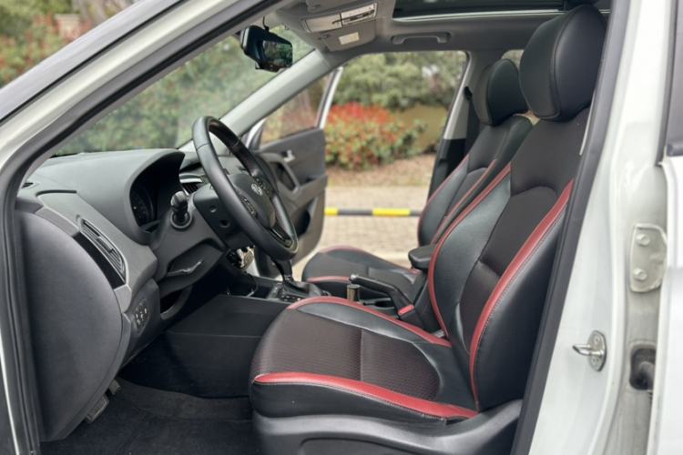 Used Hyundai ix25 2017 1.4T Automatic Smart Version Left Front Seat