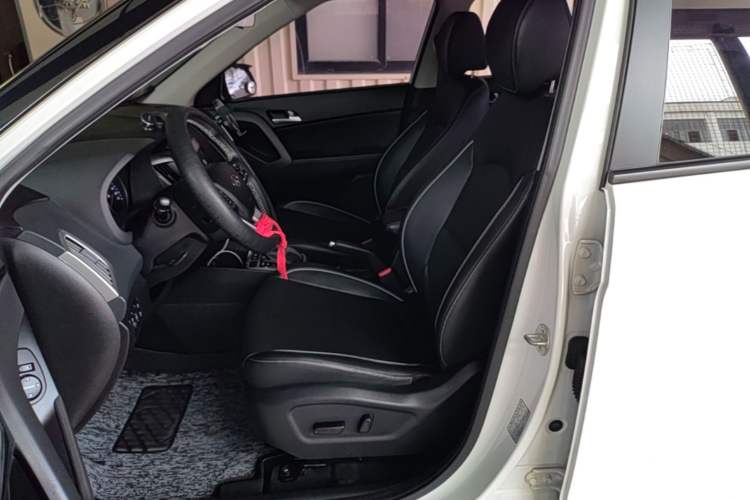 Used Hyundai ix25 2017 1.6L Automatic Smart Version Left Front Seat