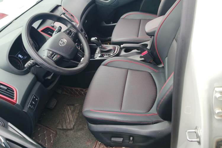 Used Hyundai ix25 2017 1.4T Automatic Smart Version Left Front Seat