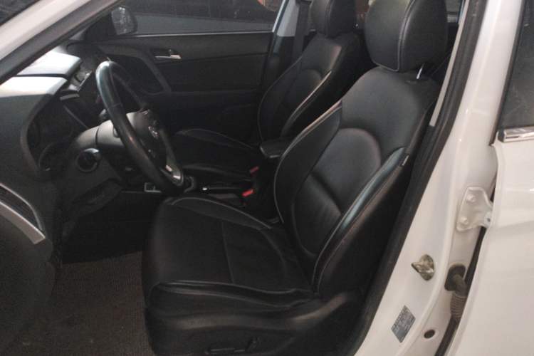 Used Hyundai ix25 2017 1.6L Automatic Smart Version Left Front Seat