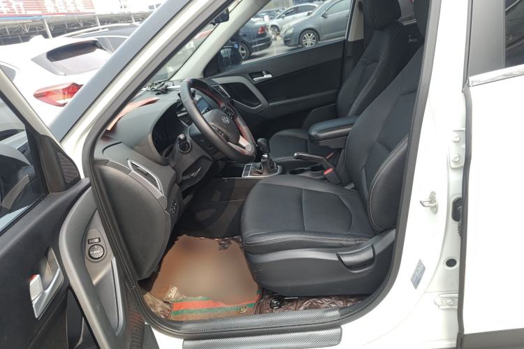 Used Hyundai ix25 2017 1.6L Manual Fashion Model Left Front Seat