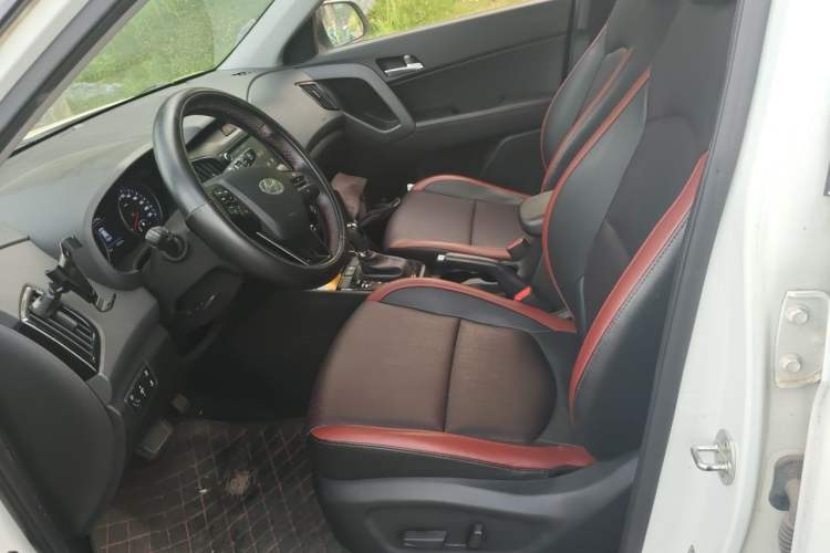 Used Hyundai ix25 2017 1.4T Automatic Smart Version Left Front Seat