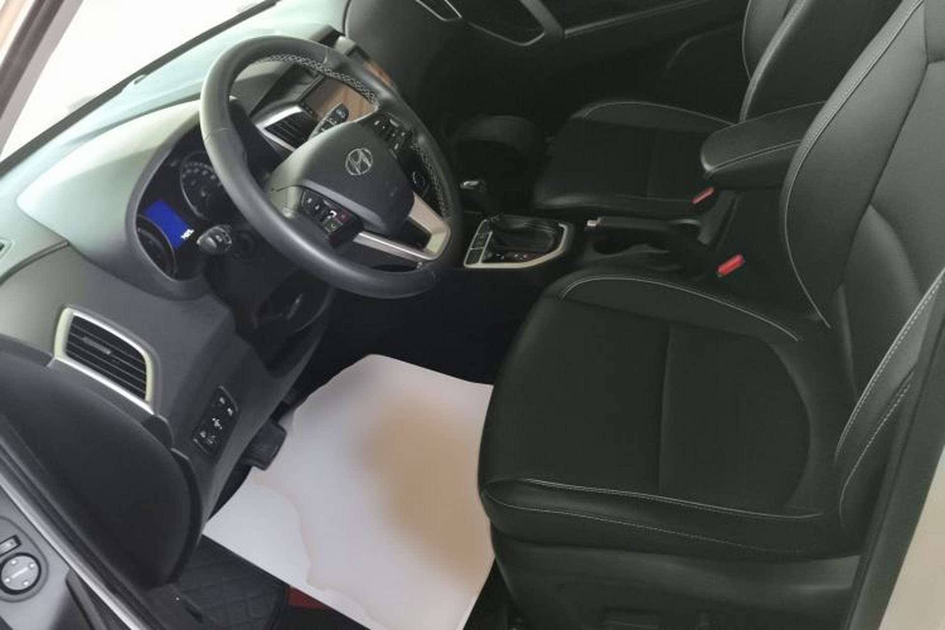 Used Hyundai ix25 2017 1.6L Automatic Smart Version Left Front Seat