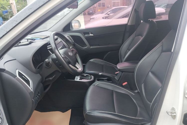 Used Hyundai ix25 2017 1.6L Automatic Smart Version Left Front Seat