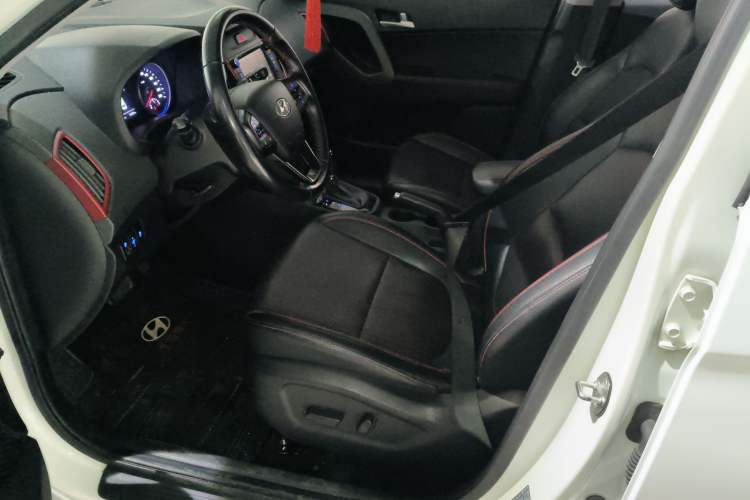 Used Hyundai ix25 2017 1.4T Automatic Smart Version Left Front Seat