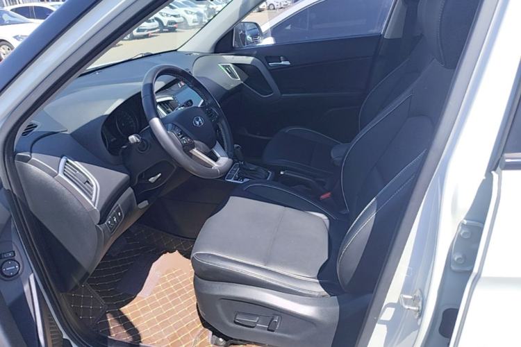 Used Hyundai ix25 2017 1.6L Automatic Smart Version Left Front Seat