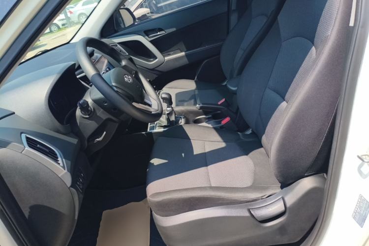 Used Hyundai ix25 2017 1.6L Manual Fashion Model Left Front Seat