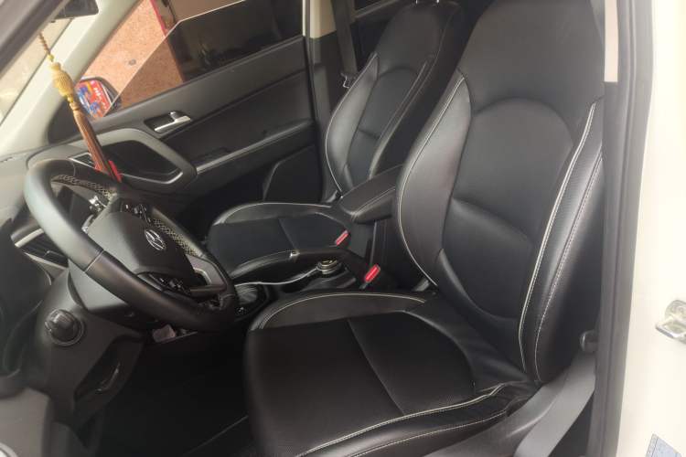 Used Hyundai ix25 2017 1.6L Automatic Smart Version Left Front Seat