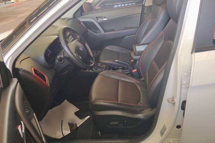Used Hyundai ix25 2017 1.4T Automatic Smart Version Left Front Seat