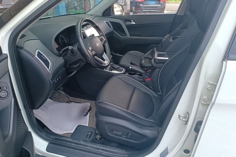Used Hyundai ix25 2017 1.6L Automatic Smart Version Left Front Seat