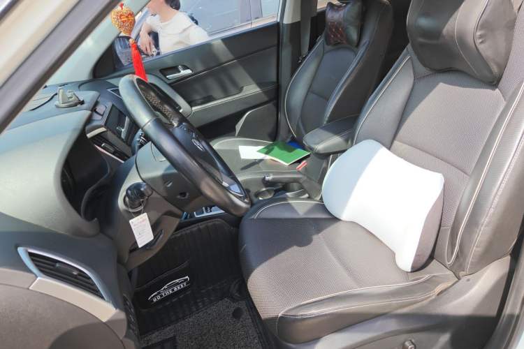 Used Hyundai ix25 2017 1.6L Automatic Smart Version Left Front Seat