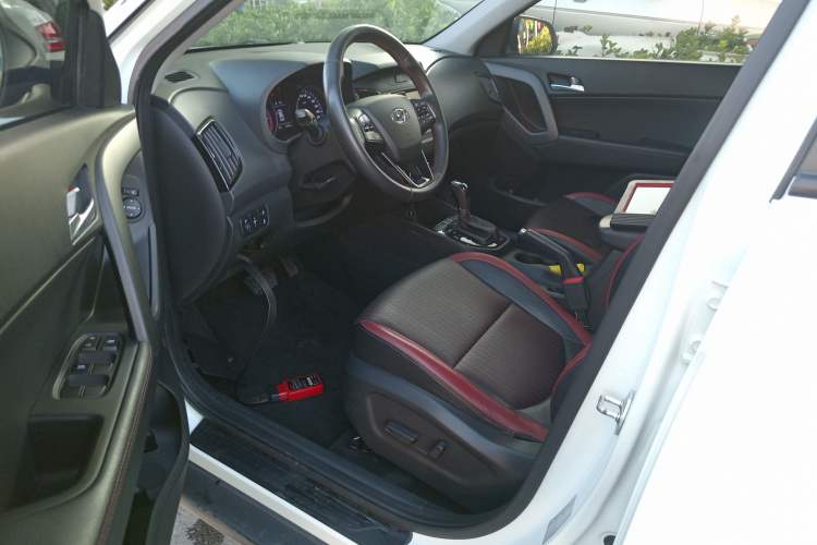 Used Hyundai ix25 2017 1.4T Automatic Smart Version Left Front Seat