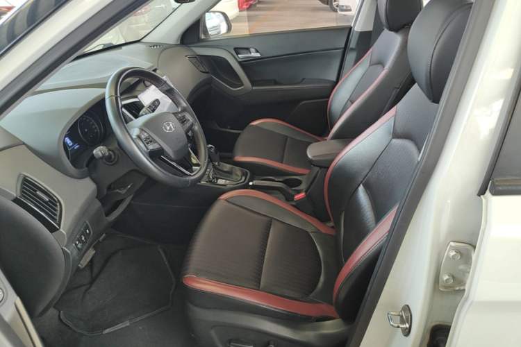 Used Hyundai ix25 2017 1.4T Automatic Smart Version Left Front Seat