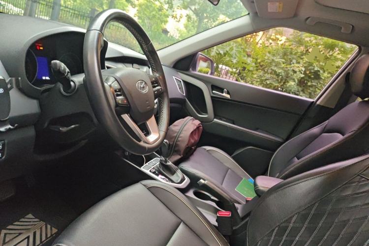 Used Hyundai ix25 2017 1.6L Automatic Smart Version Left Front Seat