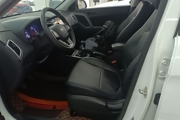 Used Hyundai ix25 2017 1.6L Manual Fashion Model Left Front Seat