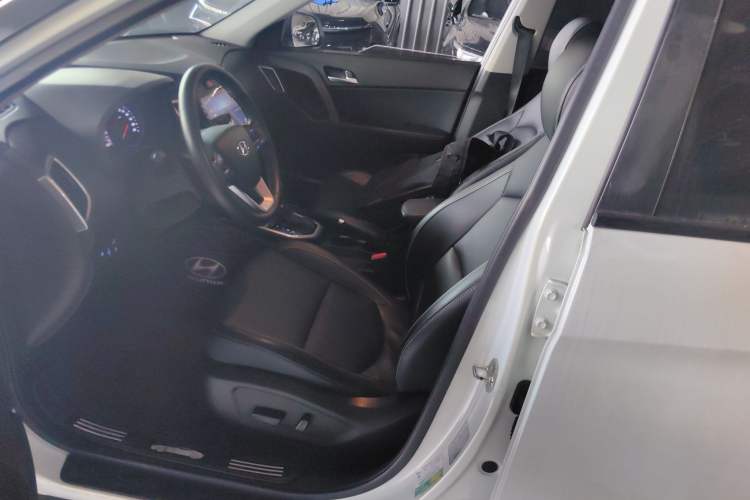 Used Hyundai ix25 2017 1.6L Automatic Smart Version Left Front Seat