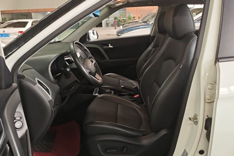 Used Hyundai ix25 2017 1.6L Automatic Smart Version Left Front Seat