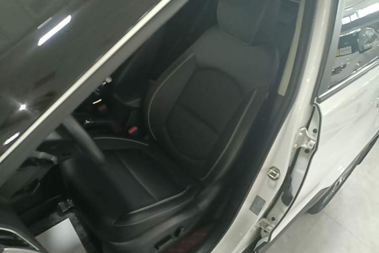 Used Hyundai ix25 2017 1.6L Automatic Smart Version Left Front Seat