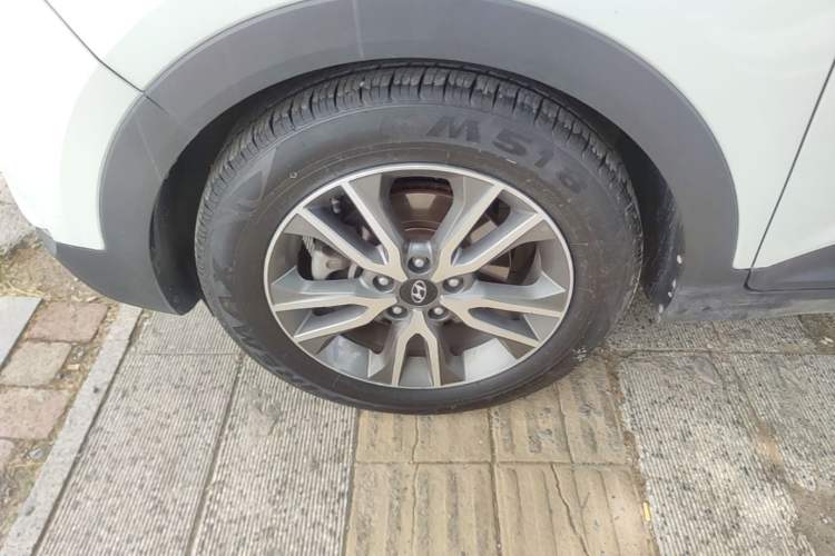 Used Hyundai ix25 2017 1.4T Automatic Smart Version Left Front Wheel Hub