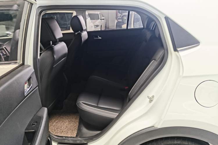Used Hyundai ix25 2017 1.6L Automatic Smart Version Left Rear Seat