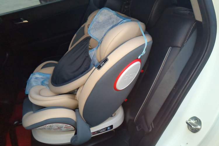 Used Hyundai ix25 2017 1.6L Automatic Smart Version Left Rear Seat