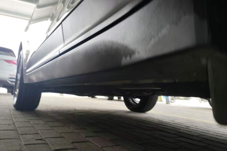 Used Hyundai ix25 2017 1.6L Automatic Smart Version Left Side Sill
