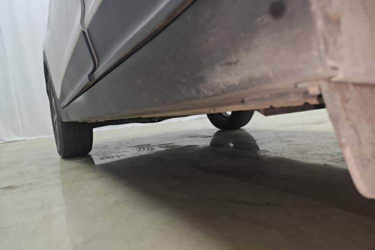 Used Hyundai ix25 2017 1.6L Automatic Smart Version Left Side Sill