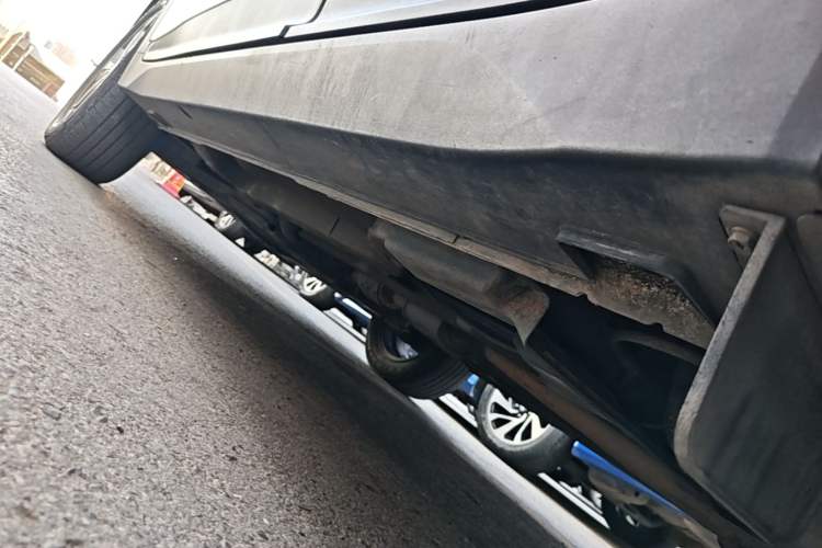 Used Hyundai ix25 2017 1.6L Automatic Smart Version Left Side Sill