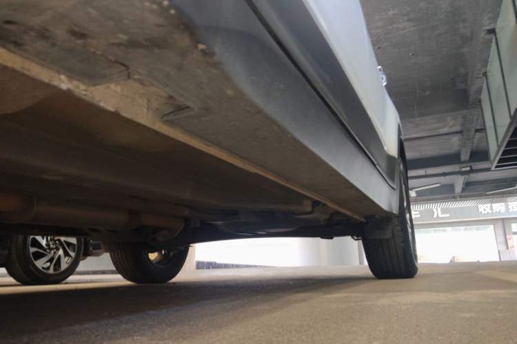 Used Hyundai ix25 2017 1.4T Automatic Smart Version Left Side Sill
