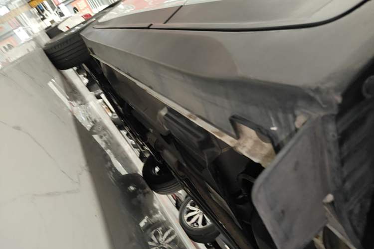 Used Hyundai ix25 2017 1.6L Automatic Smart Version Left Side Sill