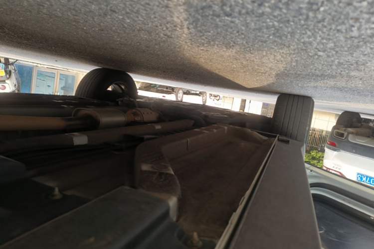 Used Hyundai ix25 2017 1.6L Automatic Smart Version Left Side Sill