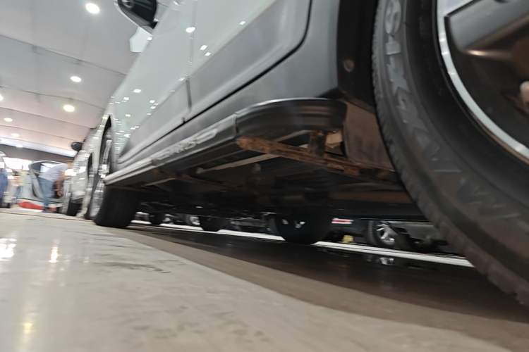 Used Hyundai ix25 2017 1.6L Automatic Smart Version Left Side Sill