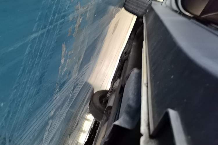 Used Hyundai ix25 2017 1.6L Automatic Smart Version Left Side Sill