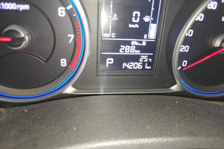 Used Hyundai ix25 2017 1.6L Automatic Smart Version Odometer Close Up