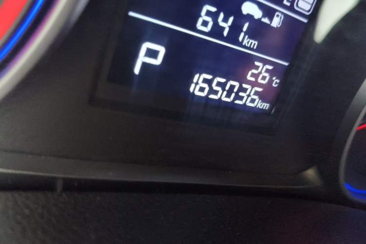 Used Hyundai ix25 2017 1.6L Automatic Smart Version Odometer Close Up