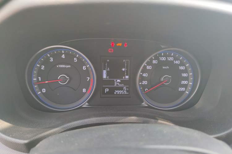 Used Hyundai ix25 2017 1.6L Automatic Smart Version Odometer Close Up