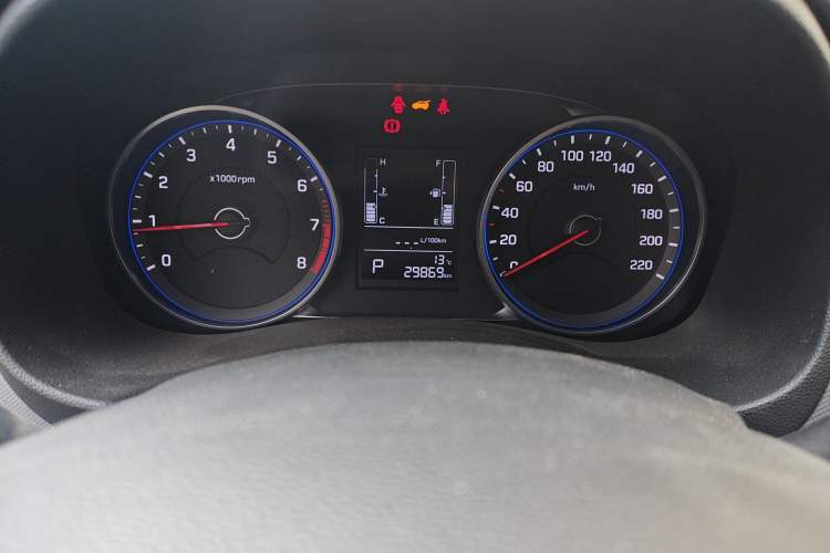 Used Hyundai ix25 2017 1.6L Automatic Smart Version Odometer Close Up