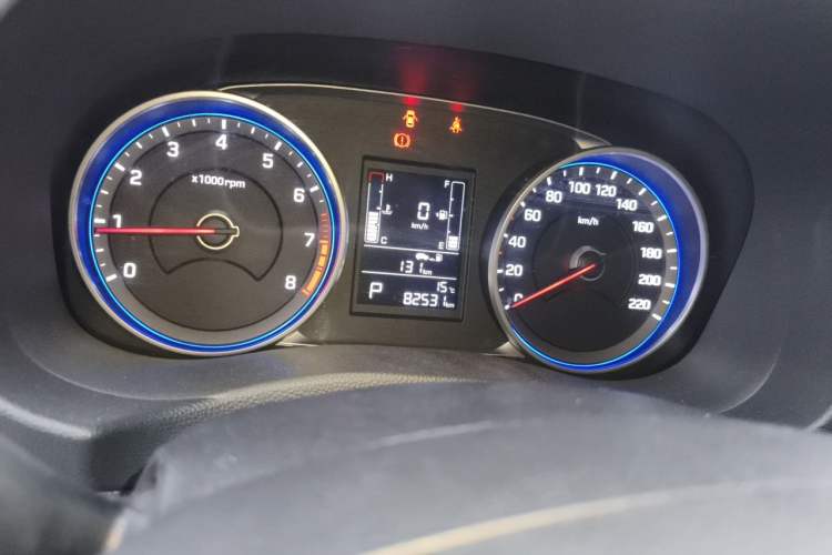 Used Hyundai ix25 2017 1.6L Automatic Smart Version Odometer Close Up