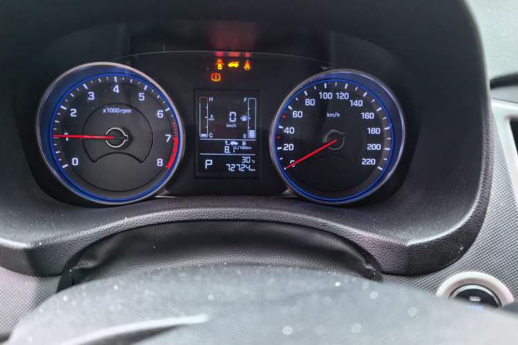 Used Hyundai ix25 2017 1.6L Automatic Smart Version Odometer Close Up