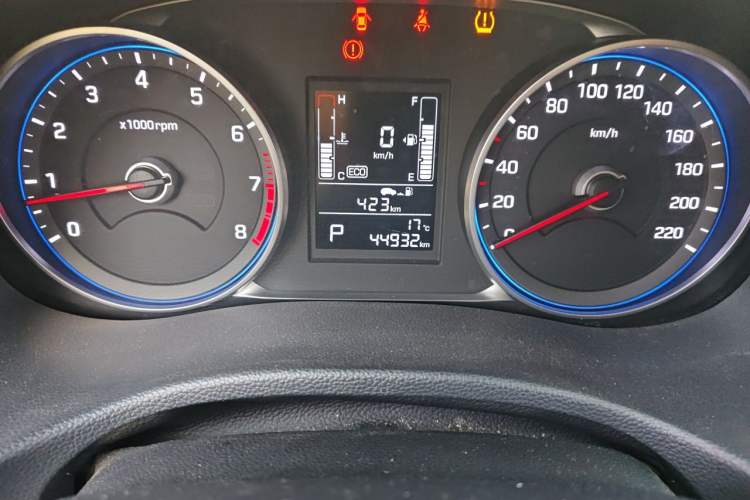 Used Hyundai ix25 2017 1.6L Automatic Smart Version Odometer Close Up