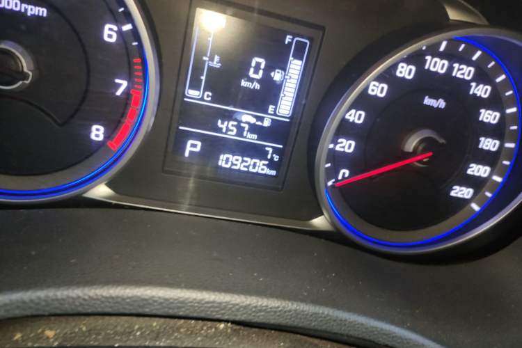 Used Hyundai ix25 2017 1.6L Automatic Smart Version Odometer Close Up