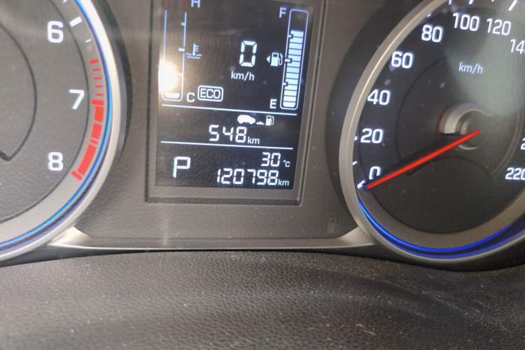 Used Hyundai ix25 2017 1.6L Automatic Smart Version Odometer Close Up