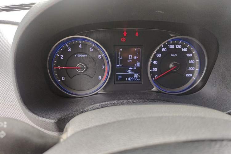 Used Hyundai ix25 2017 1.6L Automatic Smart Version Odometer Close Up