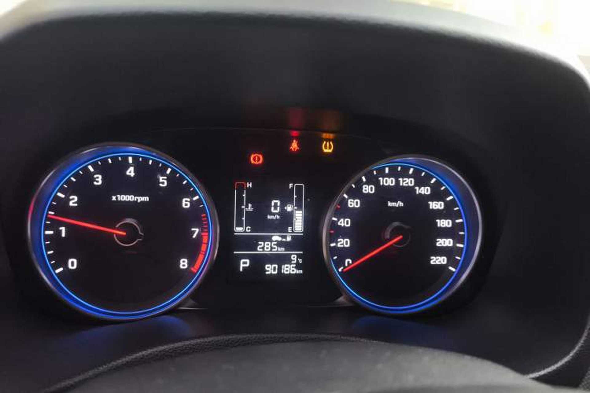 Used Hyundai ix25 2017 1.6L Automatic Smart Version Odometer Close Up