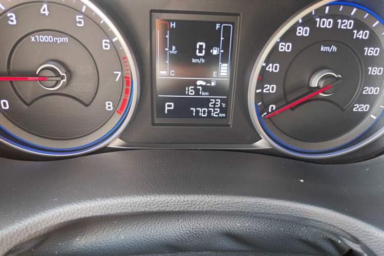 Used Hyundai ix25 2017 1.6L Automatic Smart Version Odometer Close Up