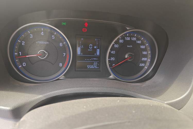 Used Hyundai ix25 2017 1.6L Manual Fashion Model Odometer Close Up