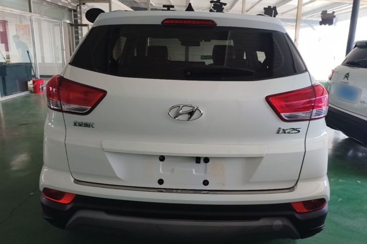 Used Hyundai ix25 2017 1.6L Automatic Smart Version Rear
