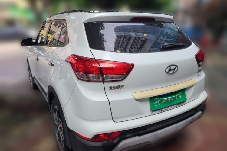 Used Hyundai ix25 2017 1.6L Automatic Smart Version Rear Left 45 Deg