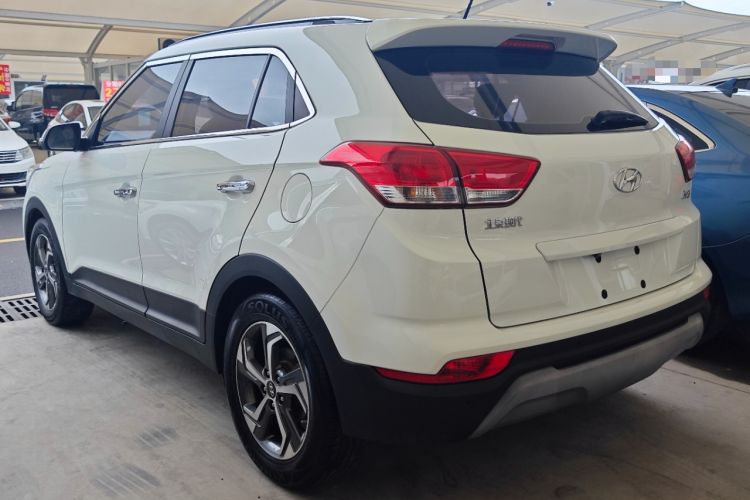 Used Hyundai ix25 2017 1.6L Automatic Smart Version Rear Left 45 Deg