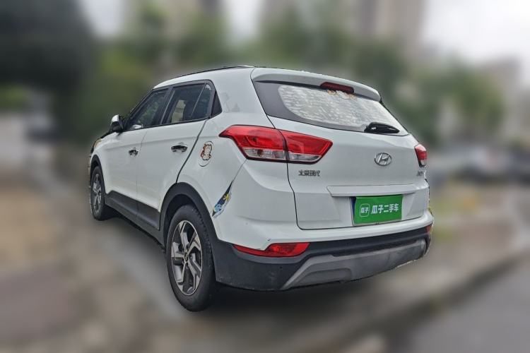 Used Hyundai ix25 2017 1.6L Automatic Smart Version Rear Left 45 Deg